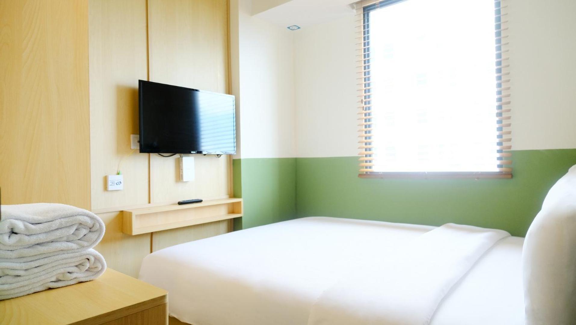 Hotel Osaka Pik2 Тангеранг Экстерьер фото